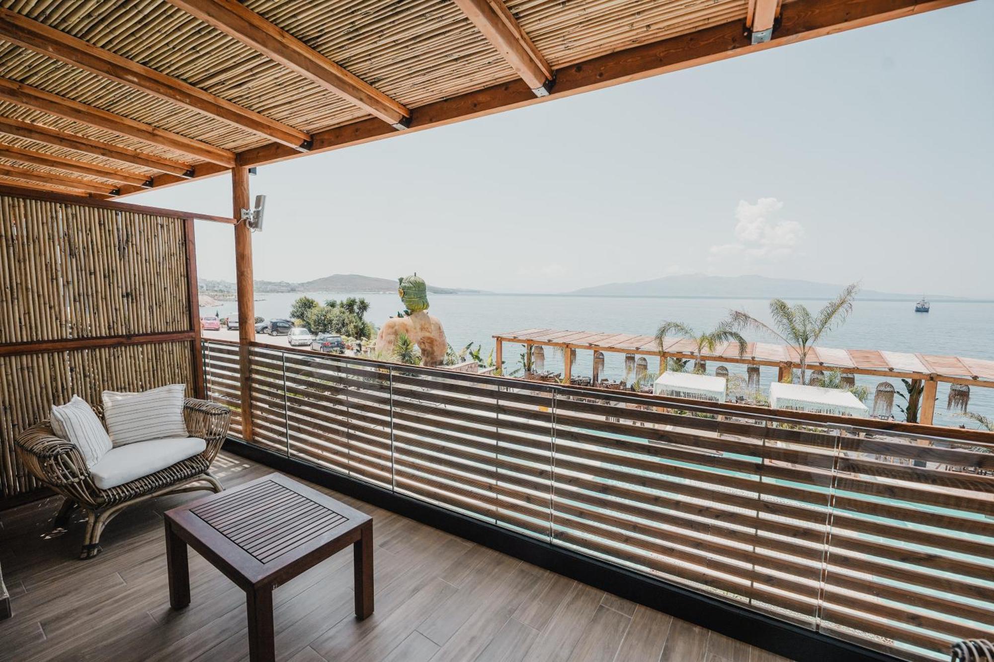 Lost Seaside Hotel ساراندا المظهر الخارجي الصورة